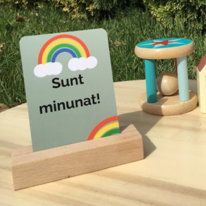 Wooden Support for Good Thoughts